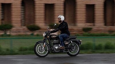 The 2024 Royal Enfield Bullet 350 was launched in India in September last year and now makes its way into Canada, the first North American market to get the motorcycle