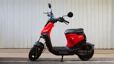 Electric bike-sharing platform will get investment of more than  <span class='webrupee'>₹</span>45 lakh from one of India's top two-wheeler manufacturer Bajaj Auto.