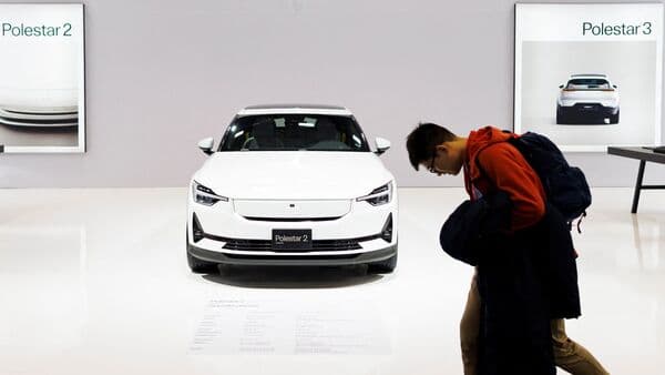 Volvo has decided to slash its shares in Polestar after its shares slumped due to the manufacturer’s slower-than-expected ramp up and overall cooling of EV demand.