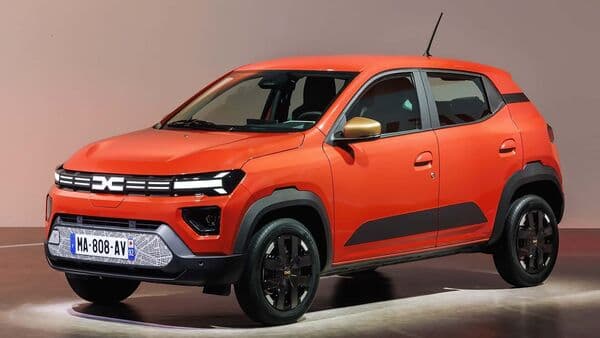 Dacia has unveiled the facelifted Spring EV, which comes as a significantly updated iteration of the electric hatchback compared to the previous model. What's more interesting is that his Renault Kwid-based electric hatchback previews the Renault Kwid EV, which has been among the most awaited electric cars in India for a long time.