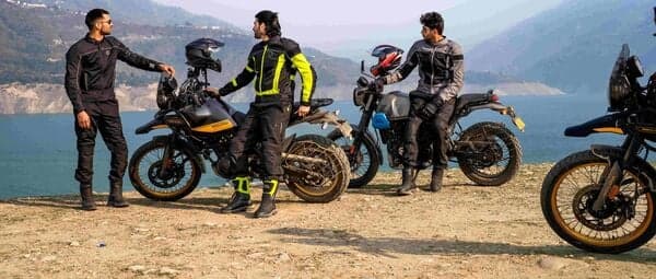 Royal Enfield will offer Explorer V4 in three different colour schemes.