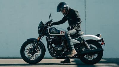 The latest launch from Royal Enfield is the Shotgun 650.