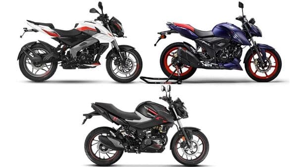 Bajaj Pulsar NS160 has received an update recently, revising its competition against rivals like TVS Apache RTR 160 4V and Hero Xtreme 160R 4V.