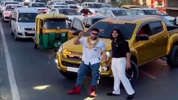 A couple held up traffic on a busy road in Paschim Vihar in Delhi as they posed to shoot reels for social media. Their action has received severe criticism amid rising trend of vehicle stunts for popularity on social media.