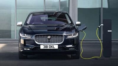 By leveraging Chery's hybrid and battery-electric platforms, JLR aims to streamline its EV development process and introduce new electric models more efficiently.