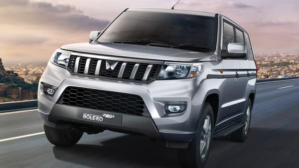 Mahindra Bolero Neo+ is available in two variants, namely P4 and P10, which come as feature-rich models.