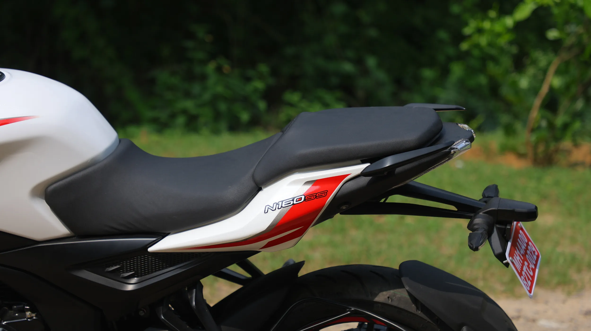Bajaj Pulsar N160 Seat View