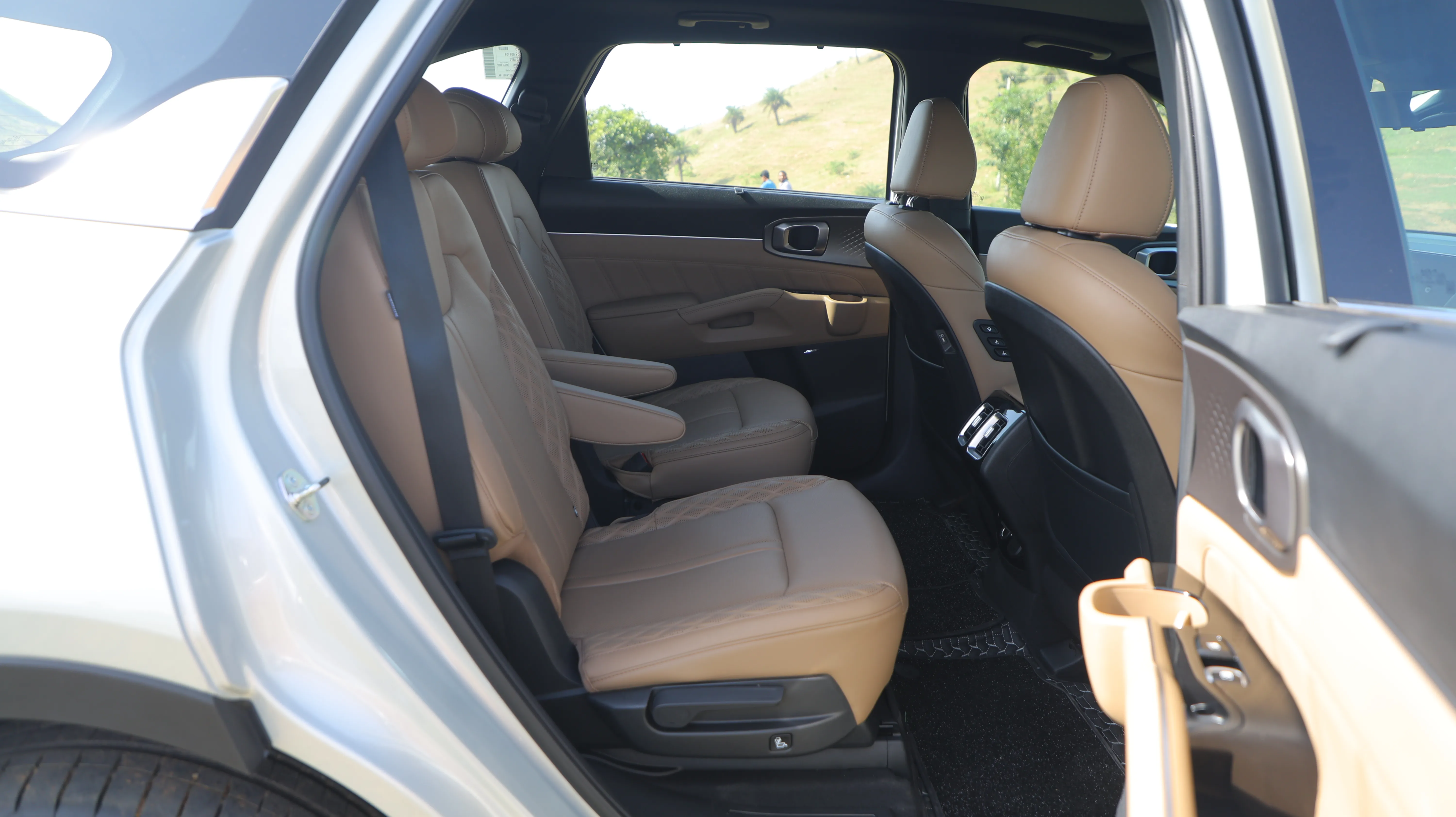 Kia Sorento Rear Seat View