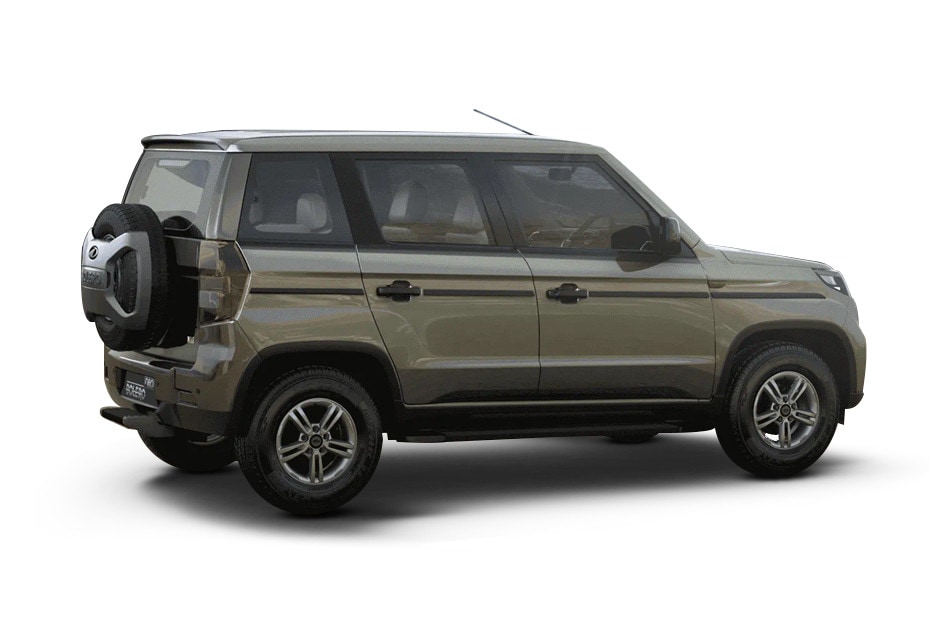 Mahindra Bolero Neo Right View