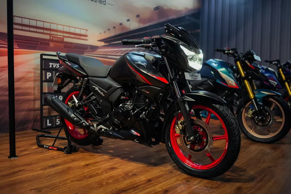 TVS Apache RTR 160 Front Right View
