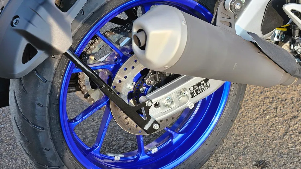 Yamaha YZF-R2 Silencer View